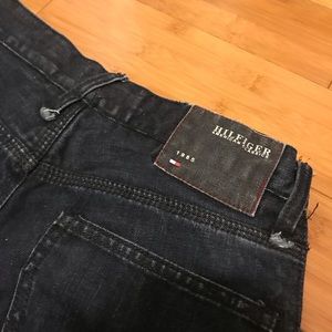 Tommy Hilfiger distressed shorts